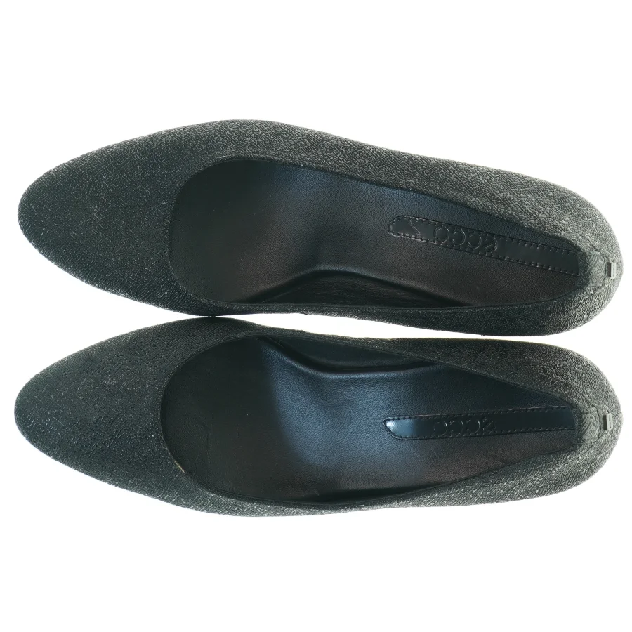 Sorte højhælede pumps fra Ecco (str. 39 )
