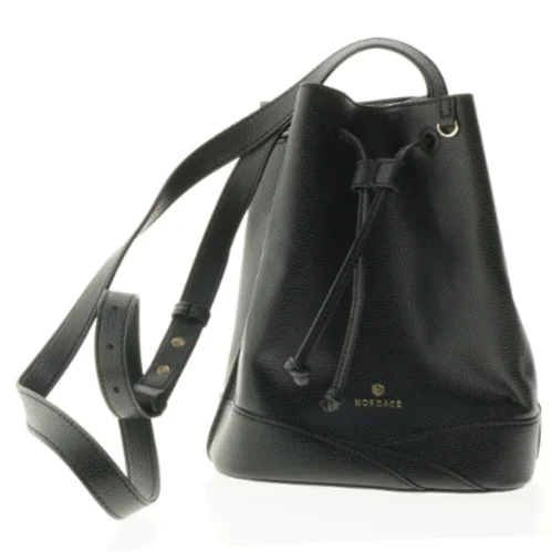 Sort skuldertaske fra Nordace (str. 25 x 19 cm)