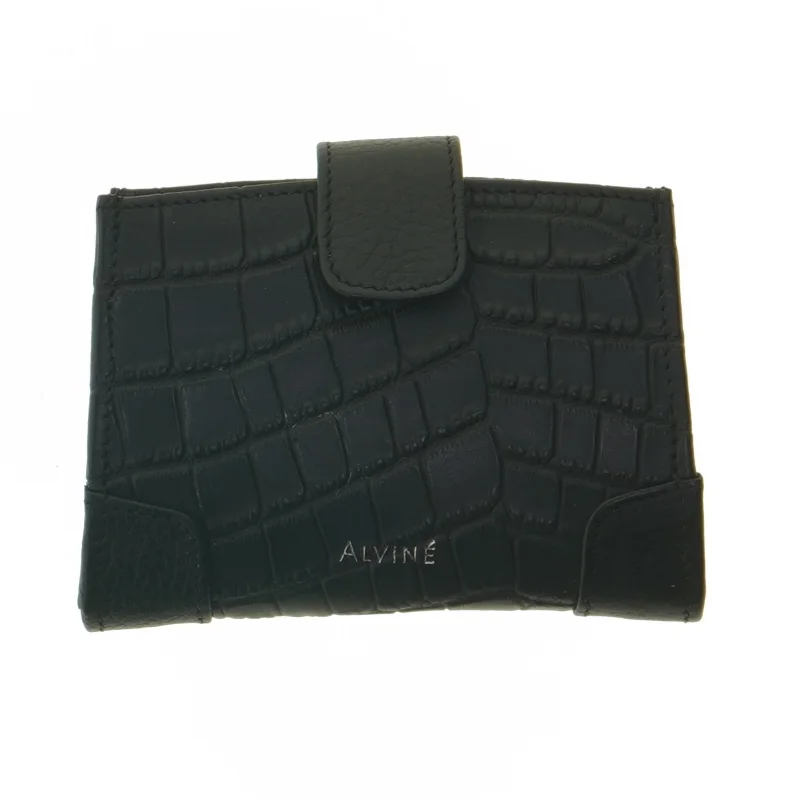 Sort pung med krokodillemønster fra ALVINÉ (str. 14x11 cm)