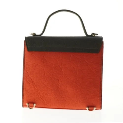 Håndtaske i sort og rød (str. 21x19 cm)