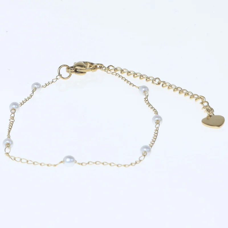 Guldkæde med perler (str. Ø 9 cm)