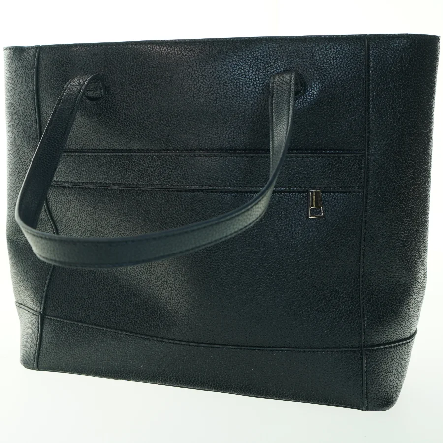 Sort taske fra Nordace (str. 30x32x13 cm)