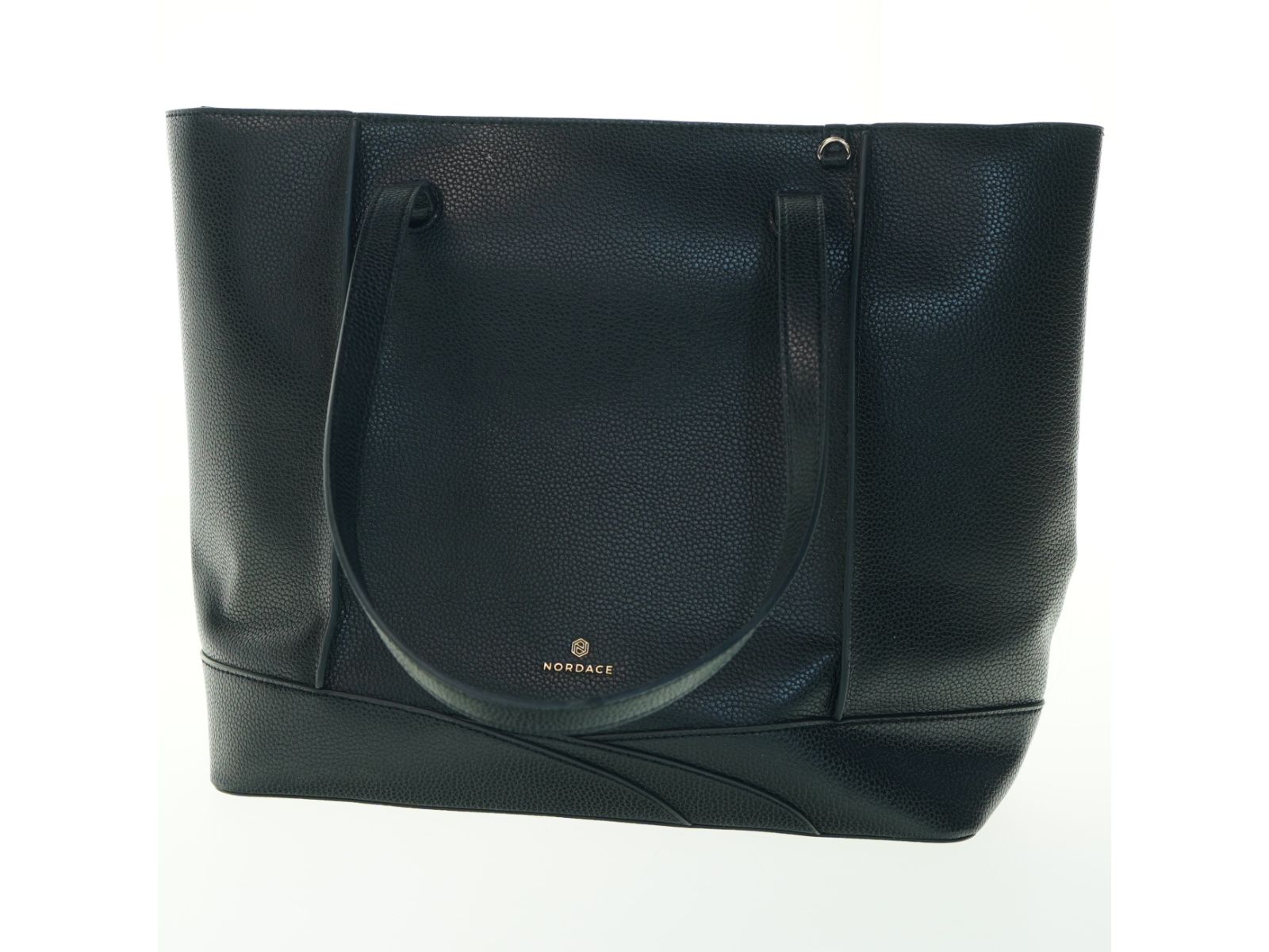 Sort taske fra Nordace (str. 30x32x13 cm)