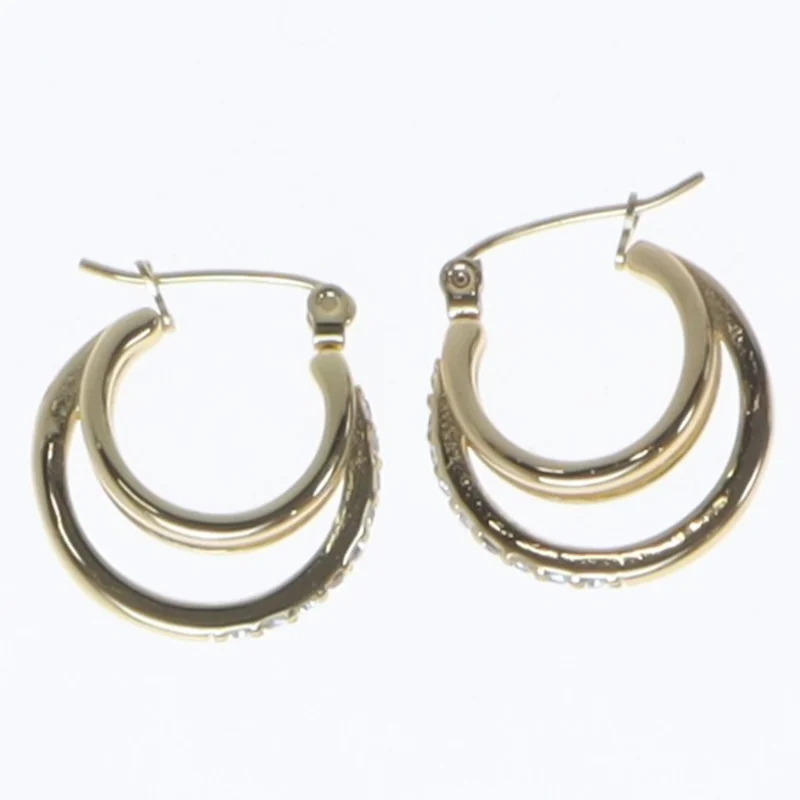 Guld øreringe med sten (str. Ø 2 cm)