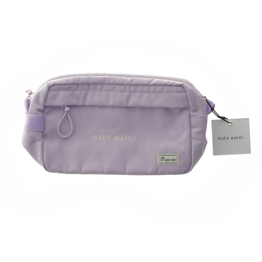 Makeup taske i lavendel fra Awesome Maps (str. 30x16 cm)