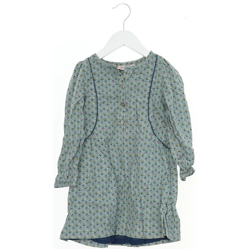 Langærmet kjole med blomsterprint fra Noa Noa (str. 104)