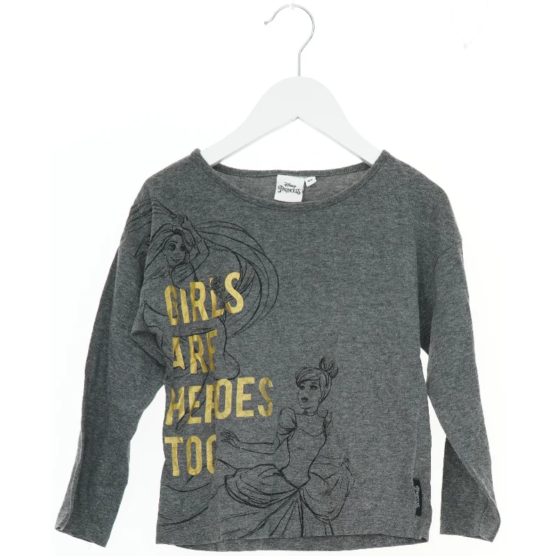 Langærmet grå trøje med Disney tryk fra Disney (str. 116)
