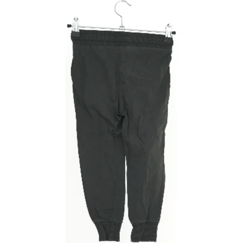 Børne joggingbukser fra H&M (str. 110)