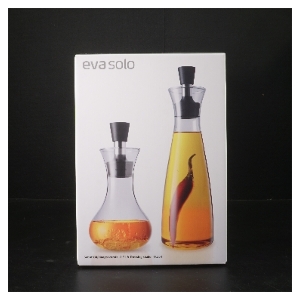 Eva Solo dressing shaker og karaffel fra Eva Solo (str. 25 og 17 cm)