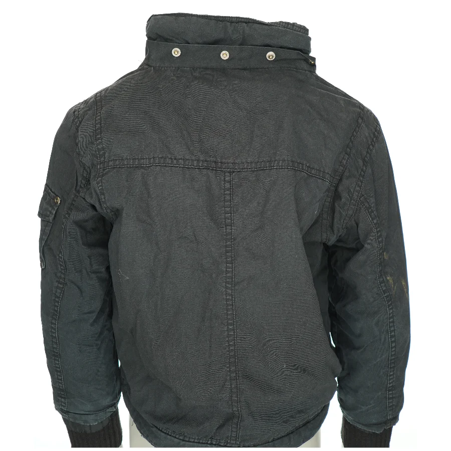 Jakke fra R.E.B.U.S (str. 110)