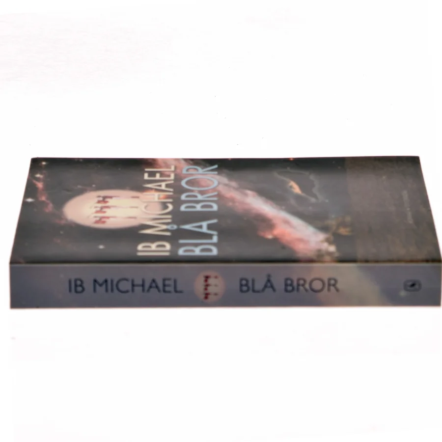 Blå bror : roman af Ib Michael (Bog)
