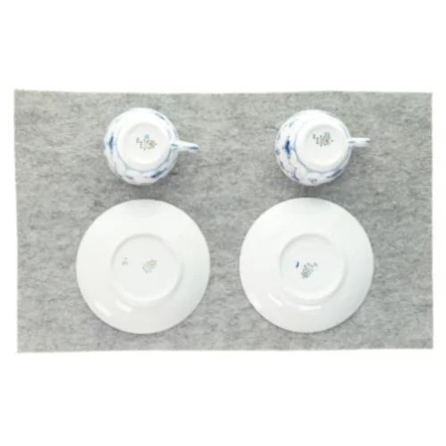 2 kopper med underkop fra B Og G (str. 14 x 9)