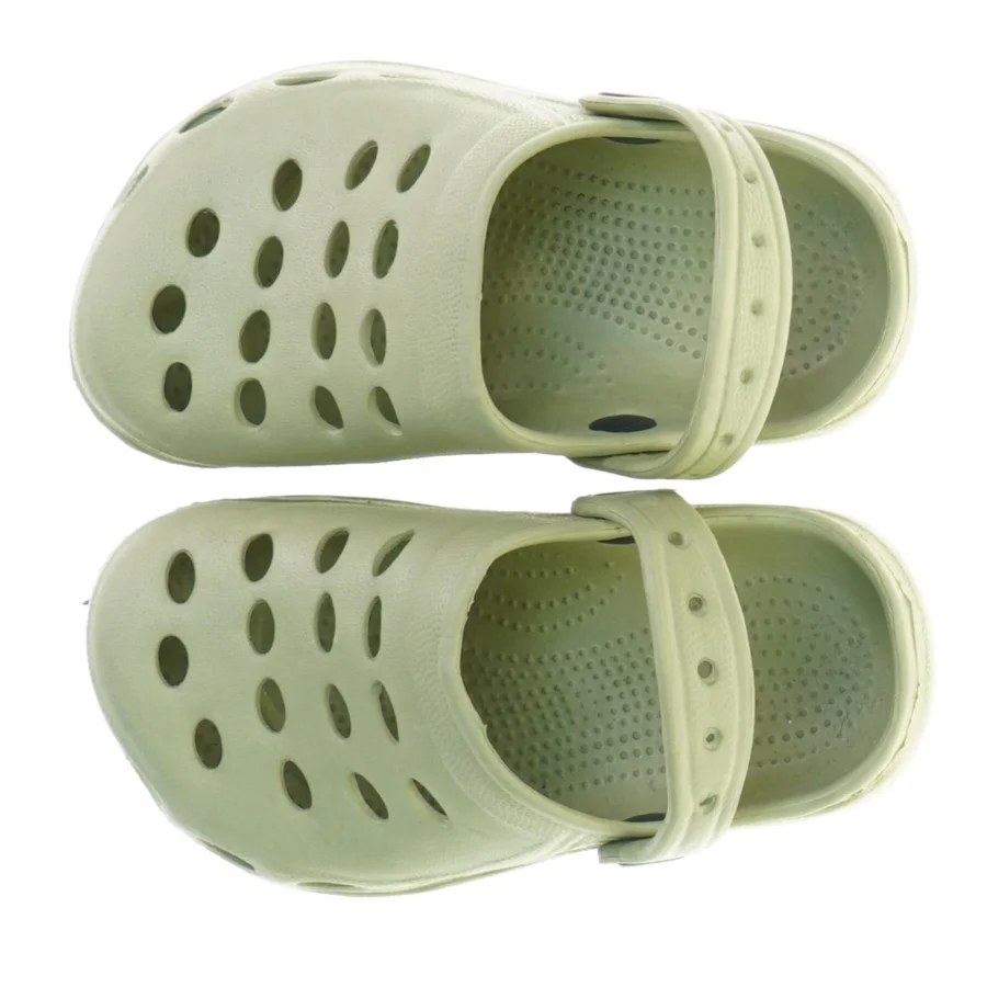 Crocks lookalike