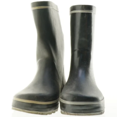 Sorte gummistøvler (str. 36)