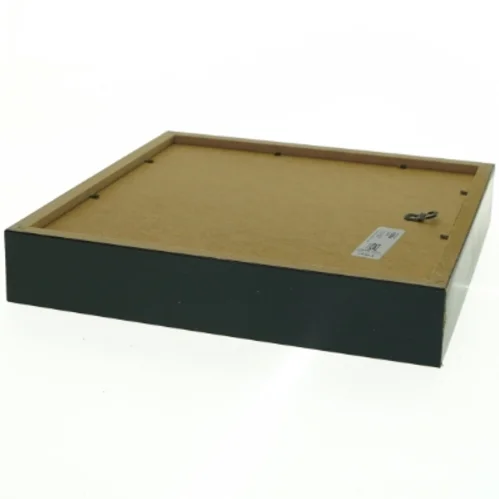 Abstrakte malerier i sorte rammer fra IKEA (str. 25x25 cm)