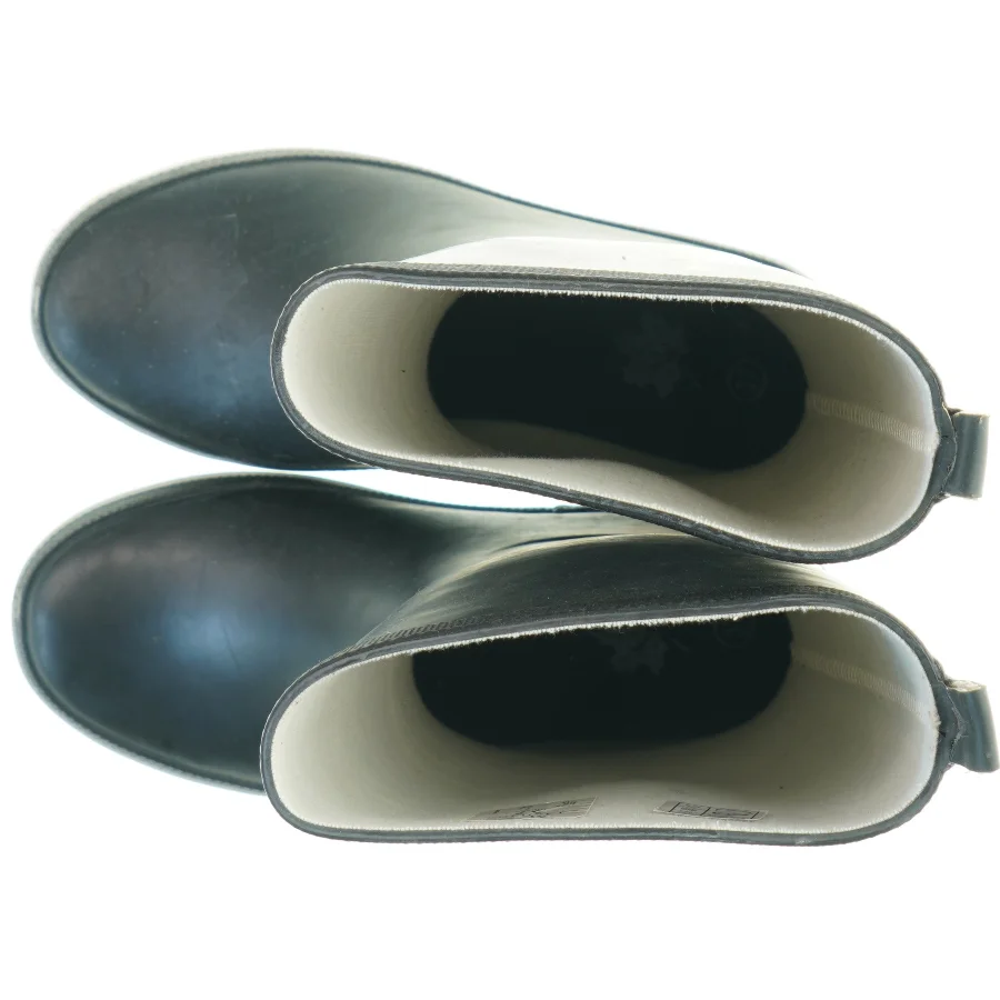 Sorte gummistøvler fra M 7 9 (str. 37 )