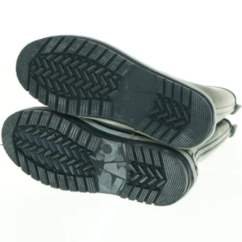 Sorte gummistøvler fra M 7 9 (str. 37 )