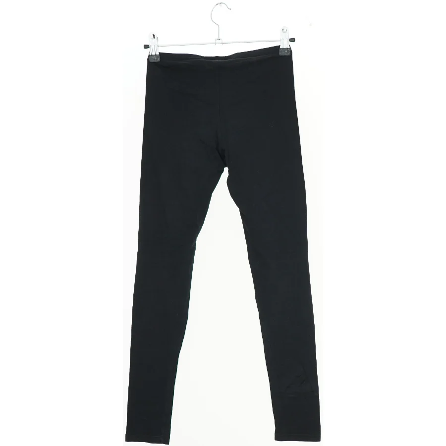 Sorte leggings fra H&M (str. 134)