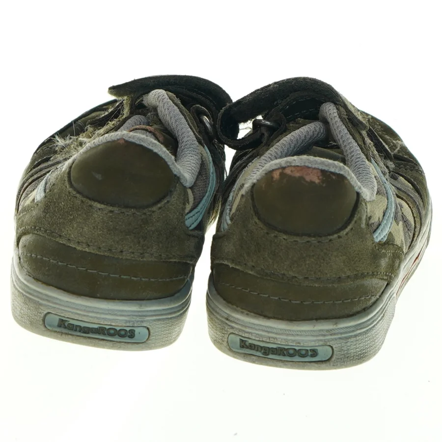 Børnesko med velcrolukning fra Kangaroos (str. 29)