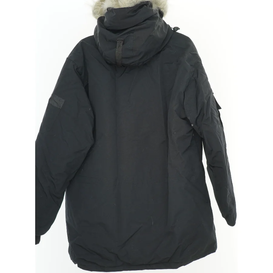 Vinterjakke med pelskrave fra Canada Goose (str. M)