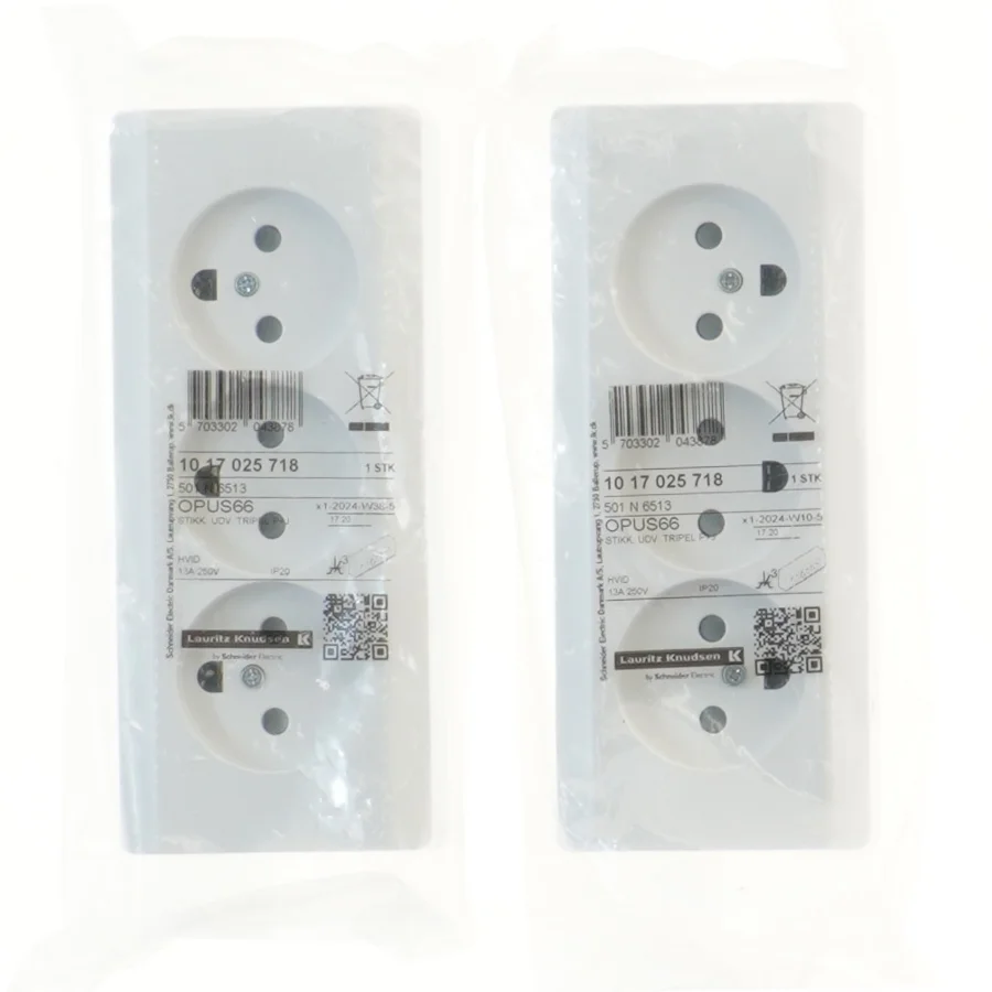 Dobbelt stikkontakt med jord fra Lauritz Knudsen (str. 16x7x3,5 cm)