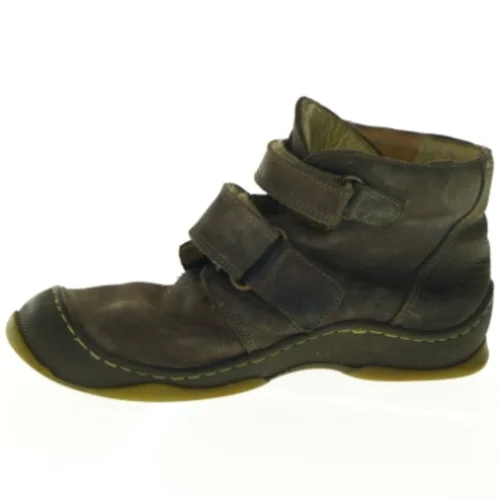 Brugte læderstøvler (str. 34)