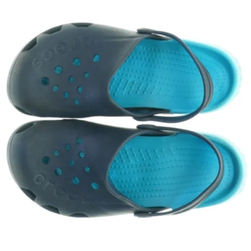 Sorte og blå sko fra Crocs (str. Ukendt. 24,5 cm lang)