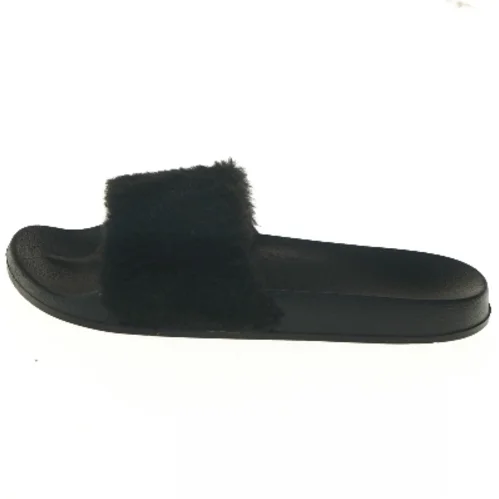 Pelsbeklædte hjemmesko (str. 41 )