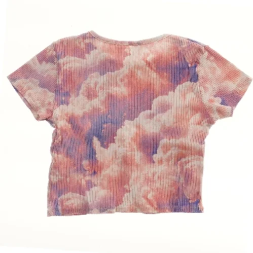Kortærmet T-shirt med skyprint fra H&M (str. 146)