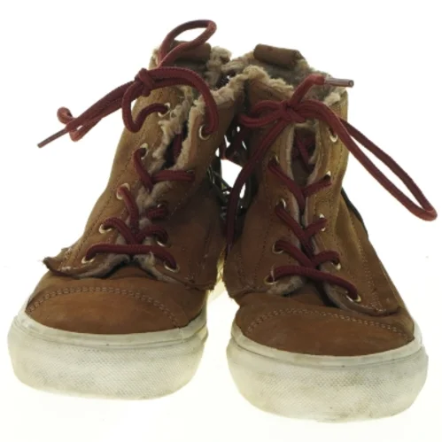 Brune højtop sneakers med foer fra Zara (str. 28., 29)