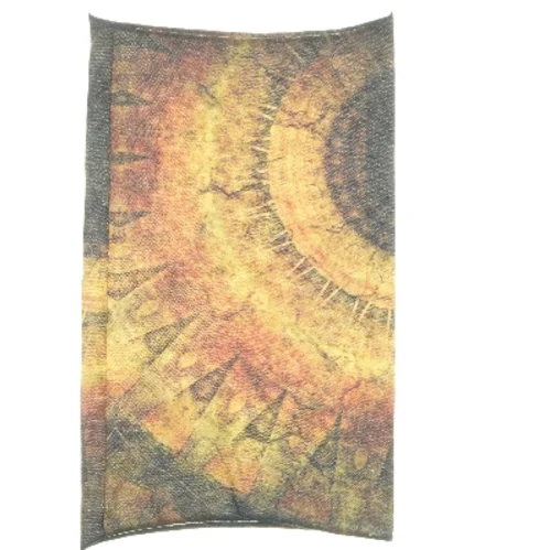 Halsedisse med farvet mønster (str. 44x26 cm)