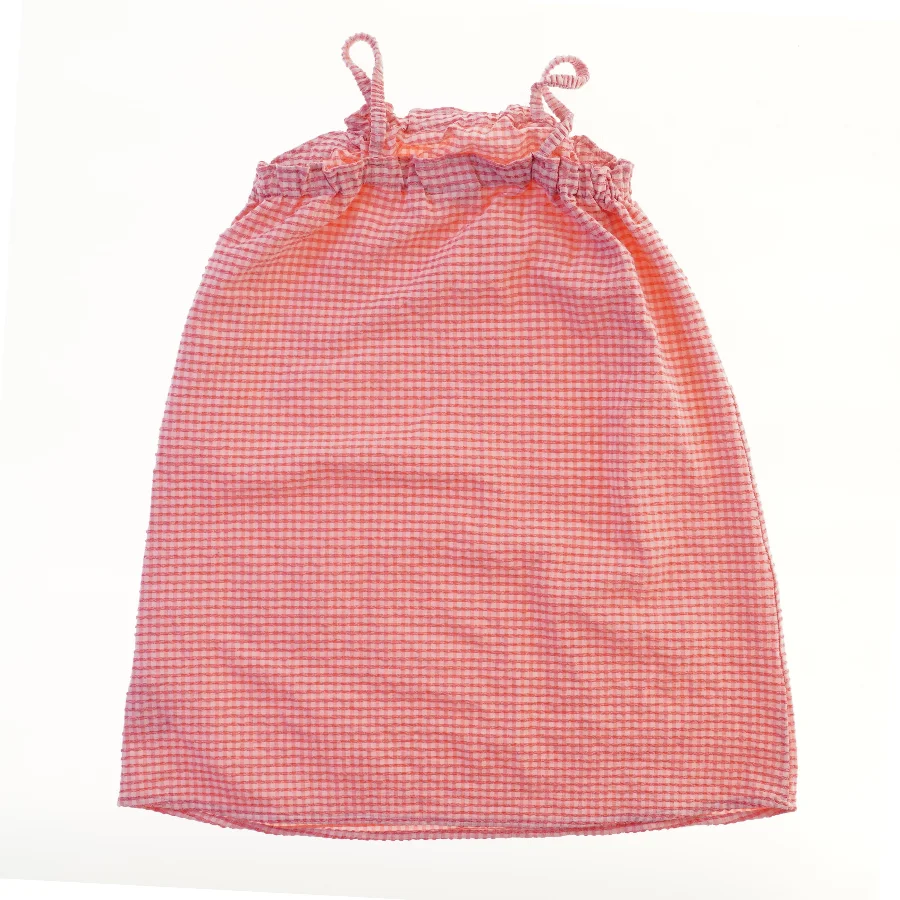 Sommerkjole med stropper fra VRS (str. 122)