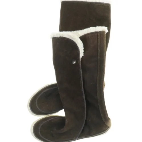 Brune vinterstøvler, skostørrelse 38 fra Converse (str. 38 )