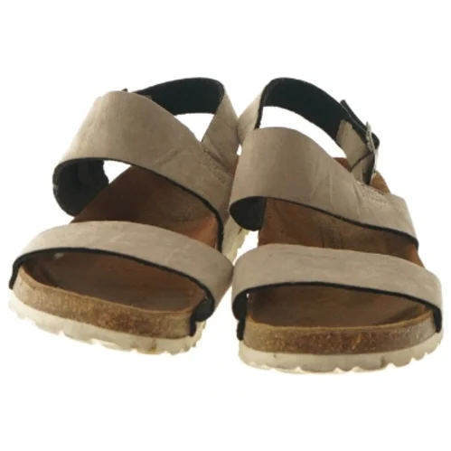 Brune sandaler med remme (str. længde 24 cm)