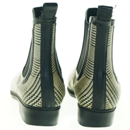 Mønstrede ankelstøvler fra VRS (str. 36)