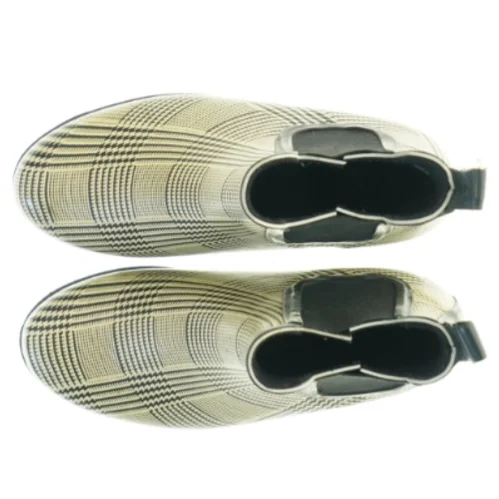 Mønstrede ankelstøvler fra VRS (str. 36)