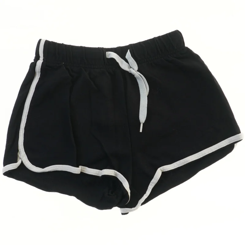 Korte bukser med bindebånd og kanter fra H&M (str. 146)