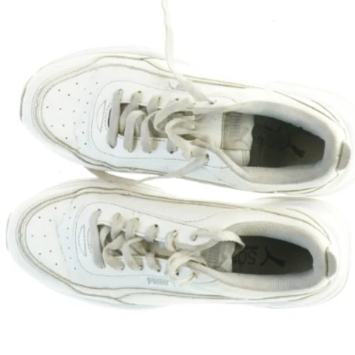 Brugte sneakers fra Puma (str. 37)