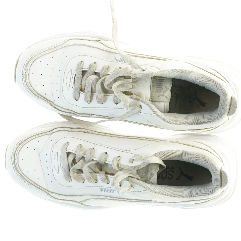 Brugte sneakers fra Puma (str. 37)