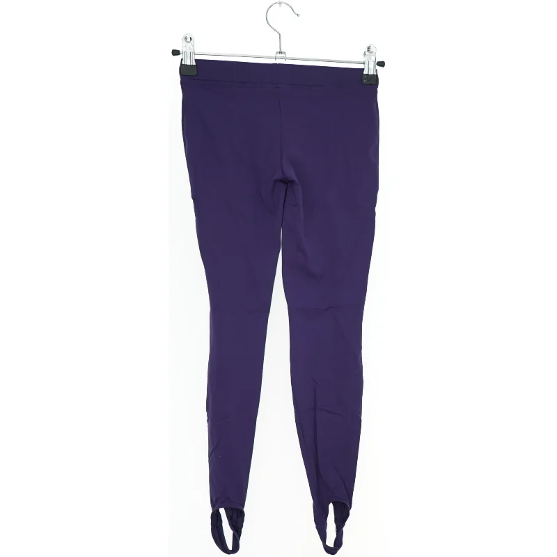 Lilla leggings med stropper fra Caritesport (str. 128)