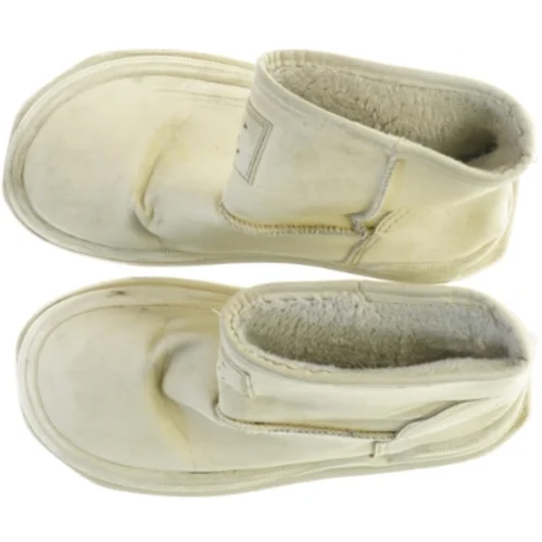 Brugte beige støvler (str. 36)