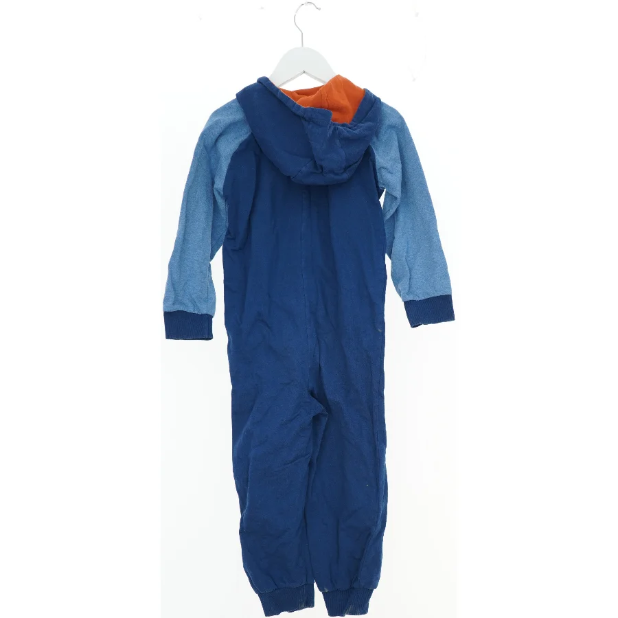 Blå heldragt med hætte fra Mads & Mette (str. 104)