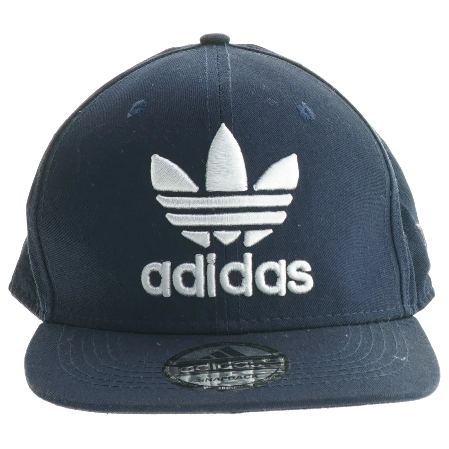 Adidas kasket fra Adidas (str. Ø 20 cm)