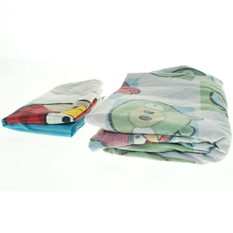 Angry Birds Sengetøj fra Angry Bird (str. 200 x 130 cm og 55 x 65 cm)