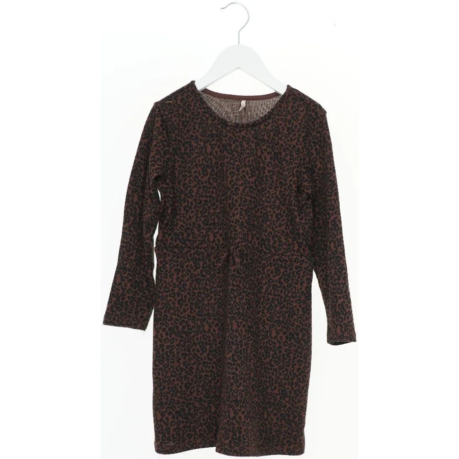 Leopard mønstret kjole fra Only (str. 128)