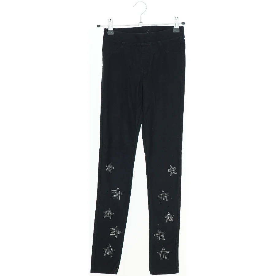 Sort leggings med stjernemønster fra H&M (str. 146)