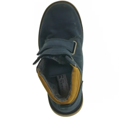 Brugte børnestøvler (str. 30)