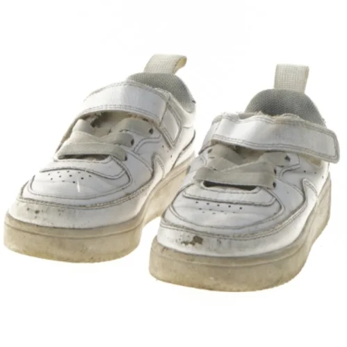 Hvide sneakers til børn fra H&M (str. 26 )