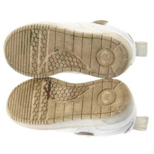 Hvide sneakers til børn fra H&M (str. 26 )