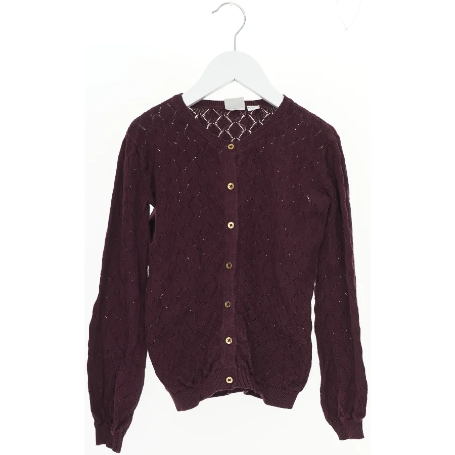 Lilla cardigan med mønster fra VRS (str. 122)